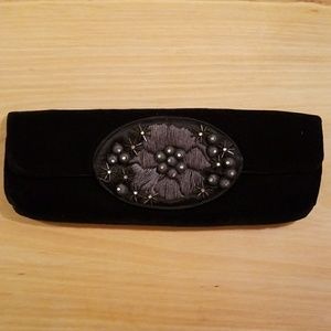 NWOT Tory Burch authentic beaded clutch